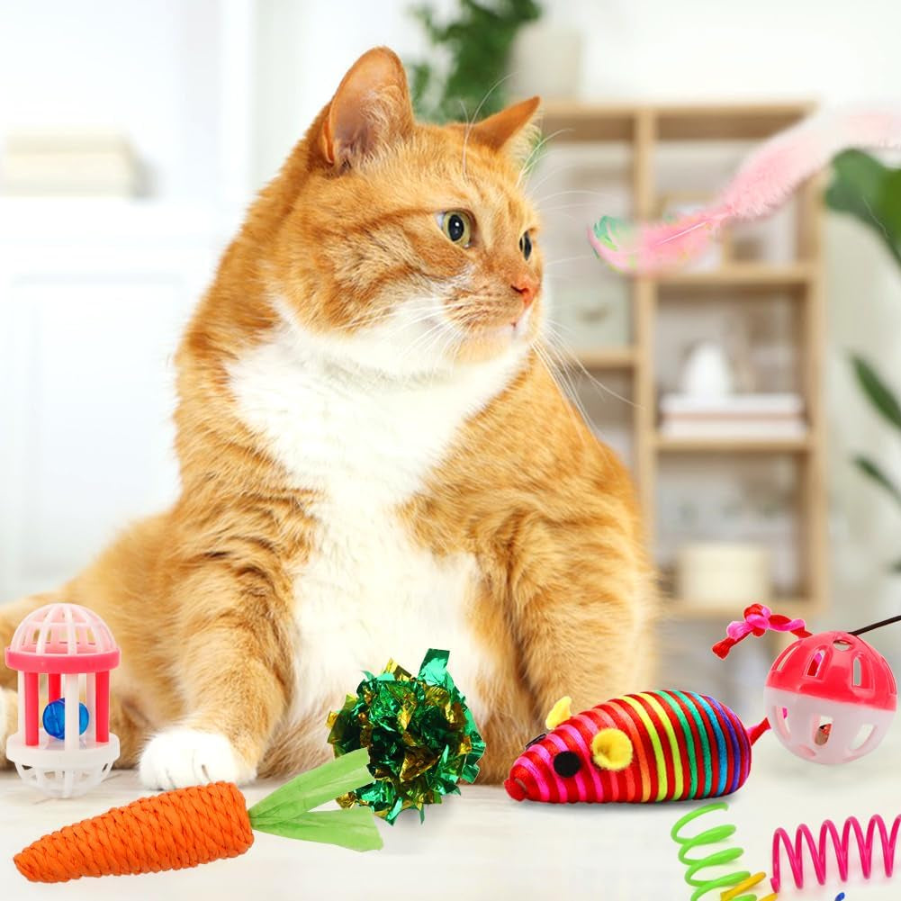 Cat Advent Calendar 2025, 24 Days Christmas Countdown Calendar with Assorted Interactive Cat Toys for Indoor Kitten Cats Pet Surprise Xmas Gifts for Cat Lovers Women