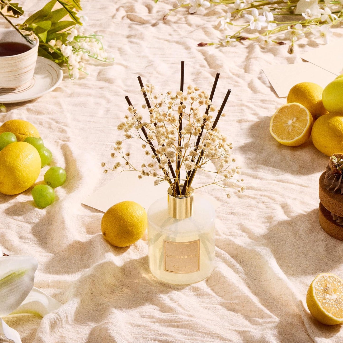 Reed Diffuser Set, Clean Linen 6.7 Fl Oz Scented Diffuser with Sticks Home Fragrance Reed Diffuser for Bathroom Shelf Decor