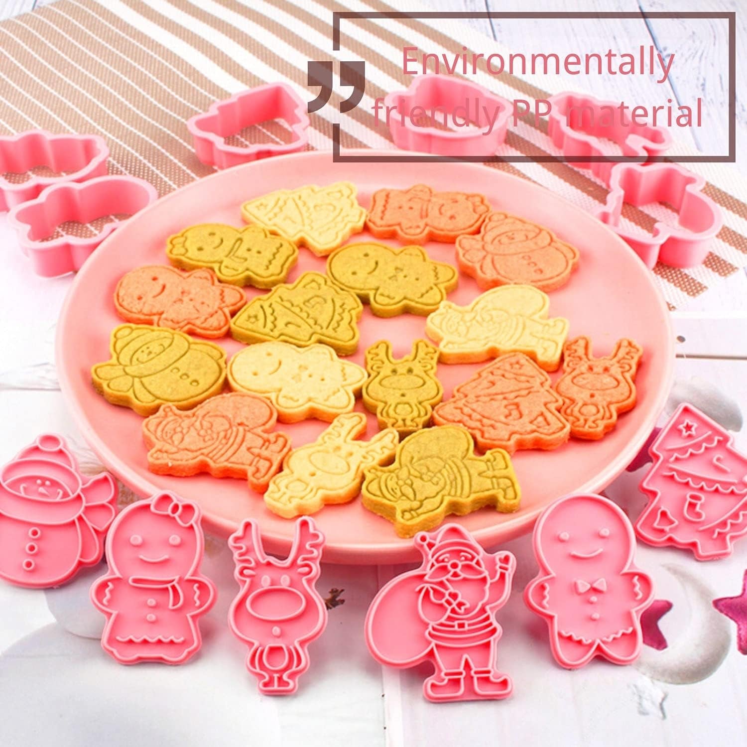 Christmas Cookie Cutter Set, 6Pcs 3D Pressable Christmas Biscuit Cutters Set - Gingerbread Man, Christmas Tree, Snowman,Embossed Stamped Pastry Cutters, for Kitchen Bakeware