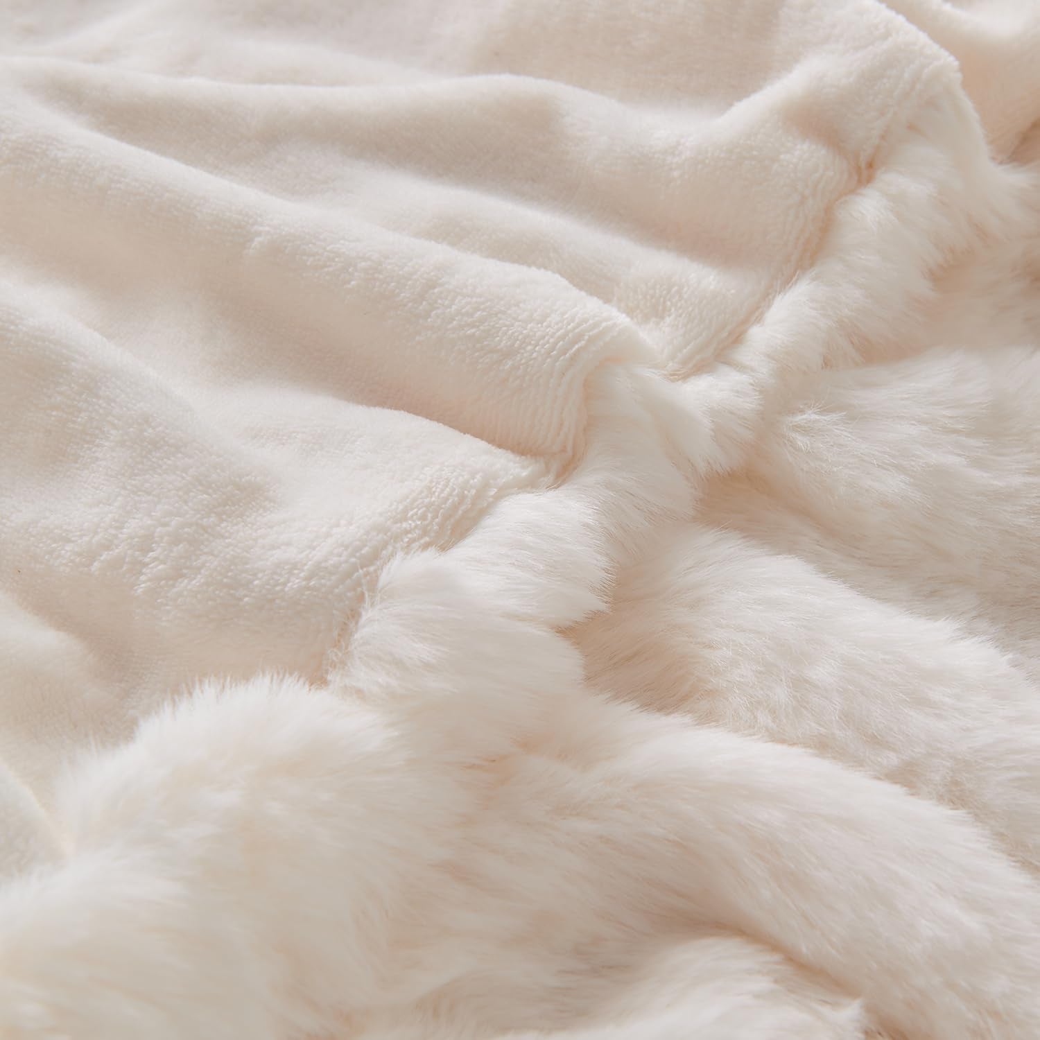 Faux Fur Throw Blanket Cream White - Big Bubble Rabbit Fluff Blanket for Couch, Small Fluffy Fuzzy Cozy Blanket, Thick Furry Plush Shaggy Blankets, 50X60 Inches