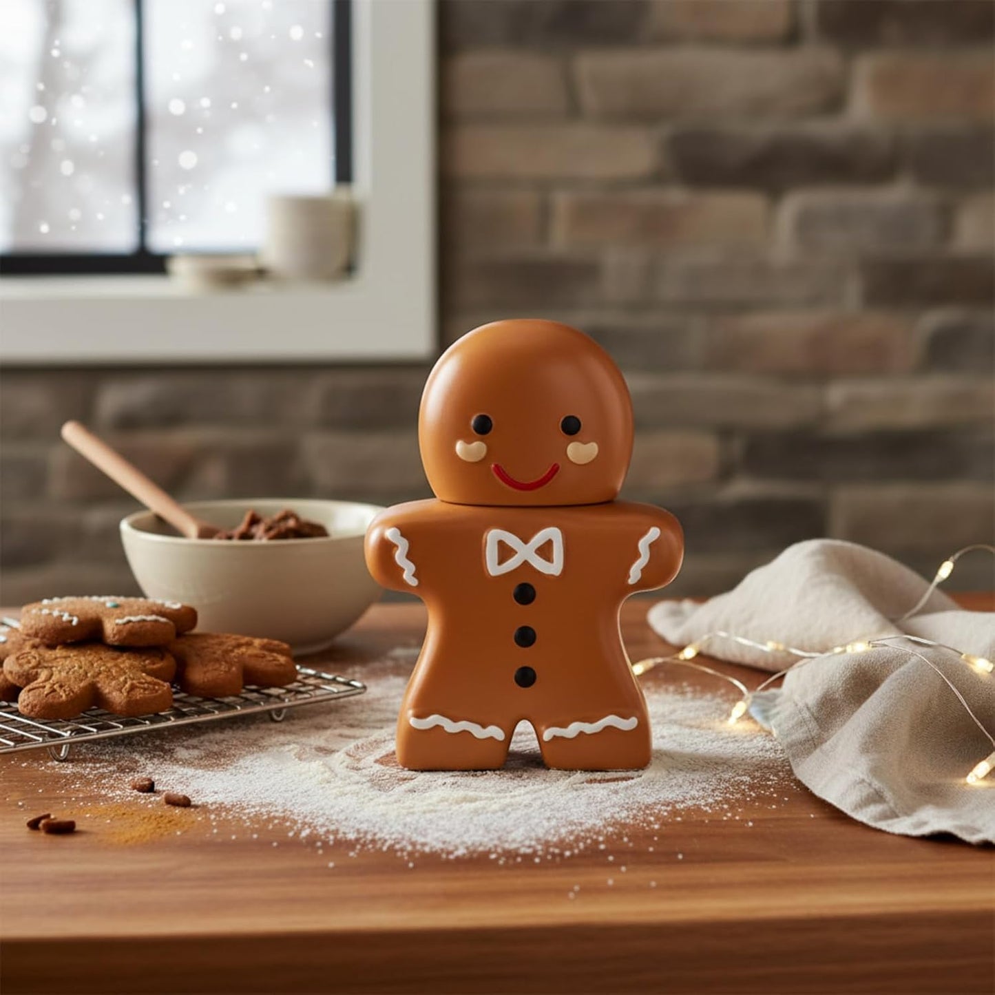 Gingerbread Man Christmas Cookie Jar 10 Inch Ceramic Christmas Candy Cookie Jars with Lids Decorative Treats Storage Container for Holiday Xmas Kitchen Decoration Gift Counter