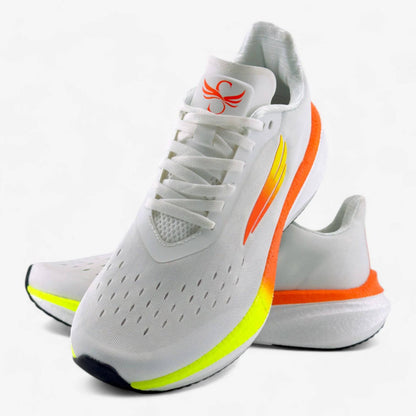 APUS White Women Long-Distance Trainer