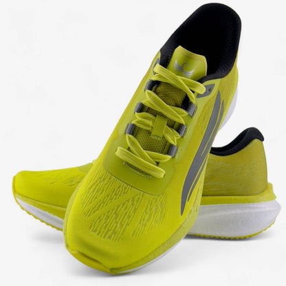 HORUS Yellow Men Versatile Performance Trainer