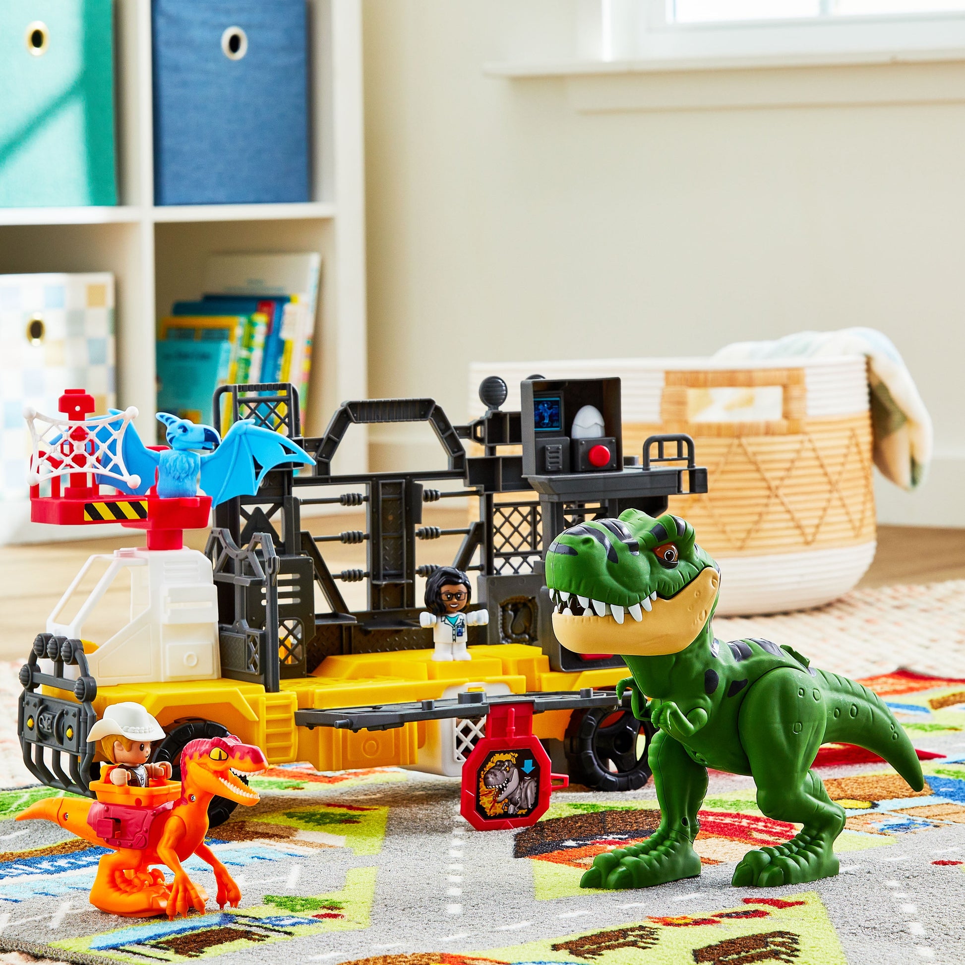 Dino Hauler Play Set, 16 Pieces